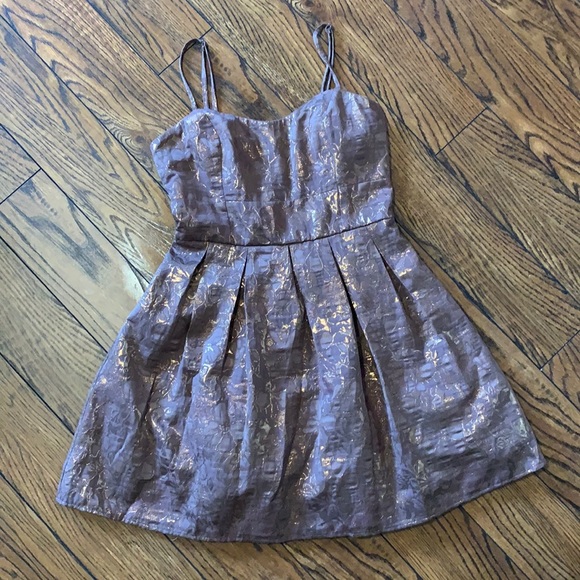 Formal party dress - Picture 1 of 3